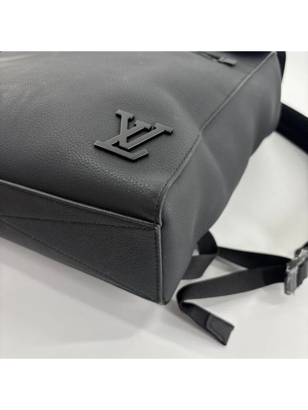 Louis Vuitton Super Aerogram Fast Line Backpack Black